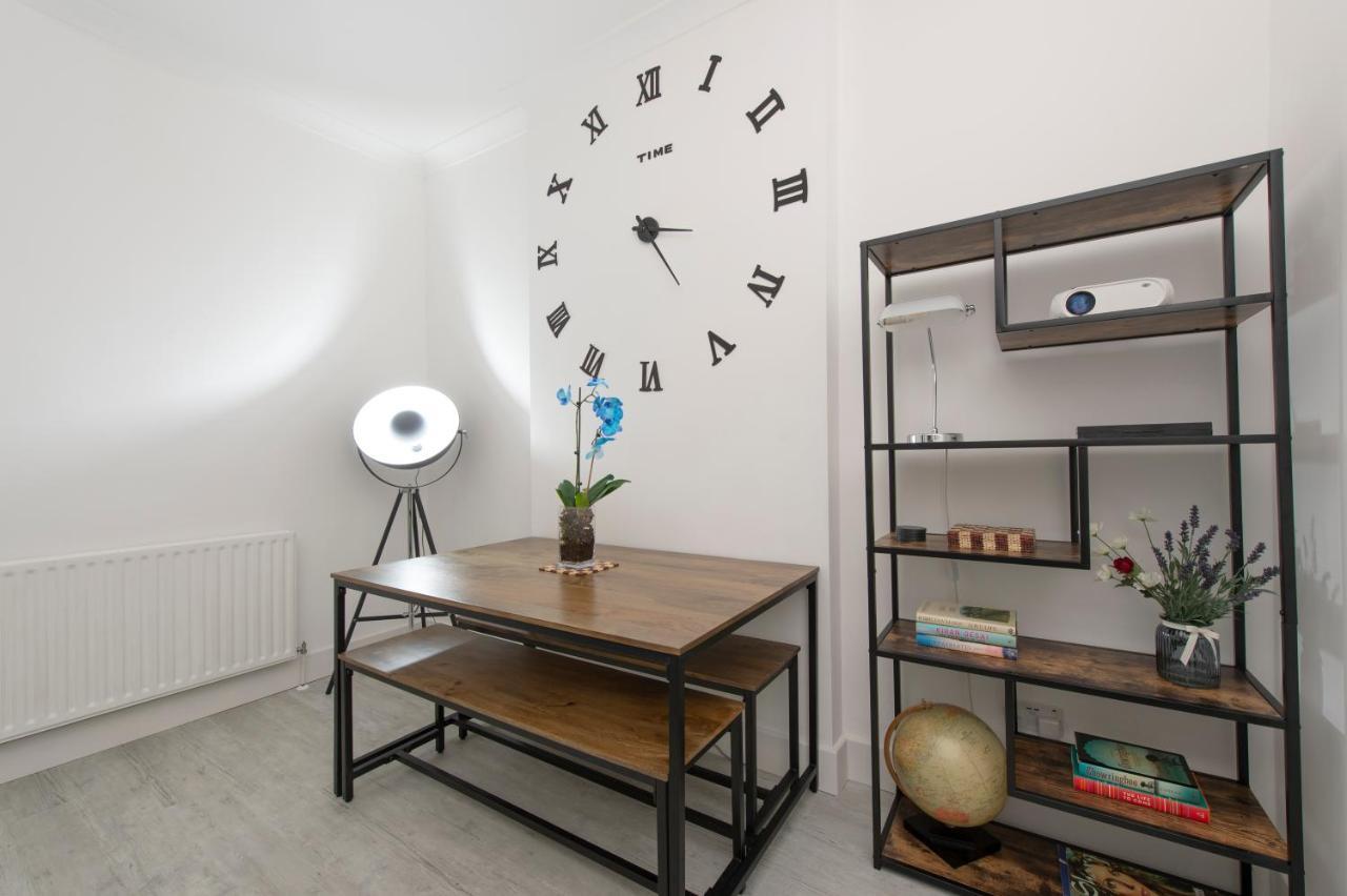 Tower Bridge Exclusive Two Bedroom Apartment Лондон Екстериор снимка