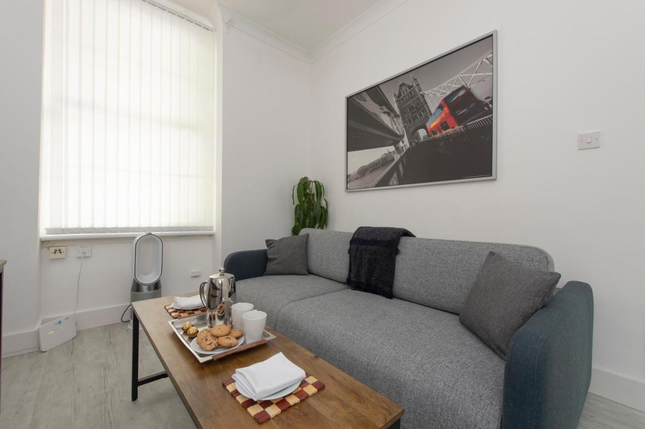 Tower Bridge Exclusive Two Bedroom Apartment Лондон Екстериор снимка