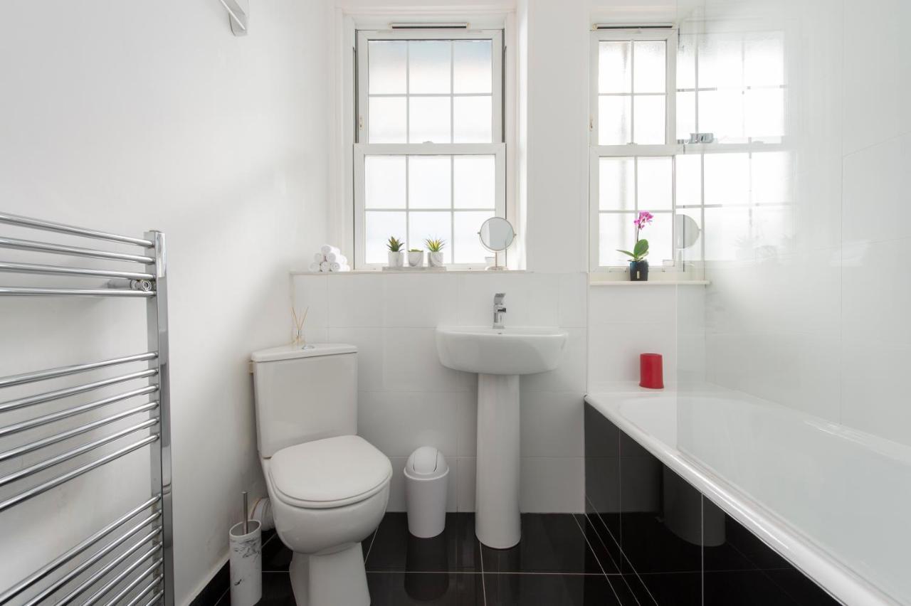 Tower Bridge Exclusive Two Bedroom Apartment Лондон Екстериор снимка
