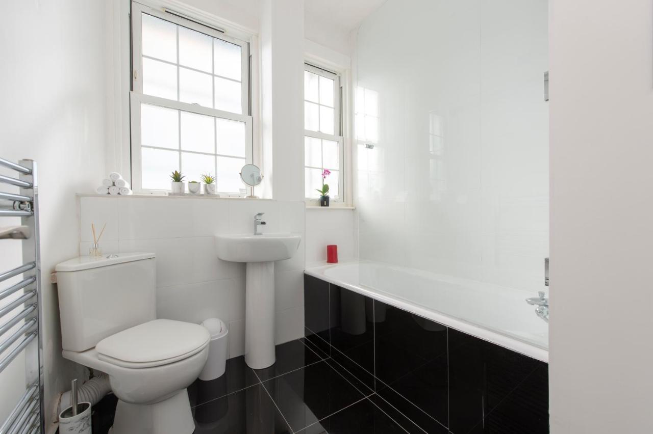 Tower Bridge Exclusive Two Bedroom Apartment Лондон Екстериор снимка